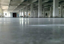 地下車庫(kù)的混凝土密封固化地坪工程